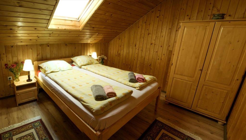Csatari Pensiune Praid Room photo